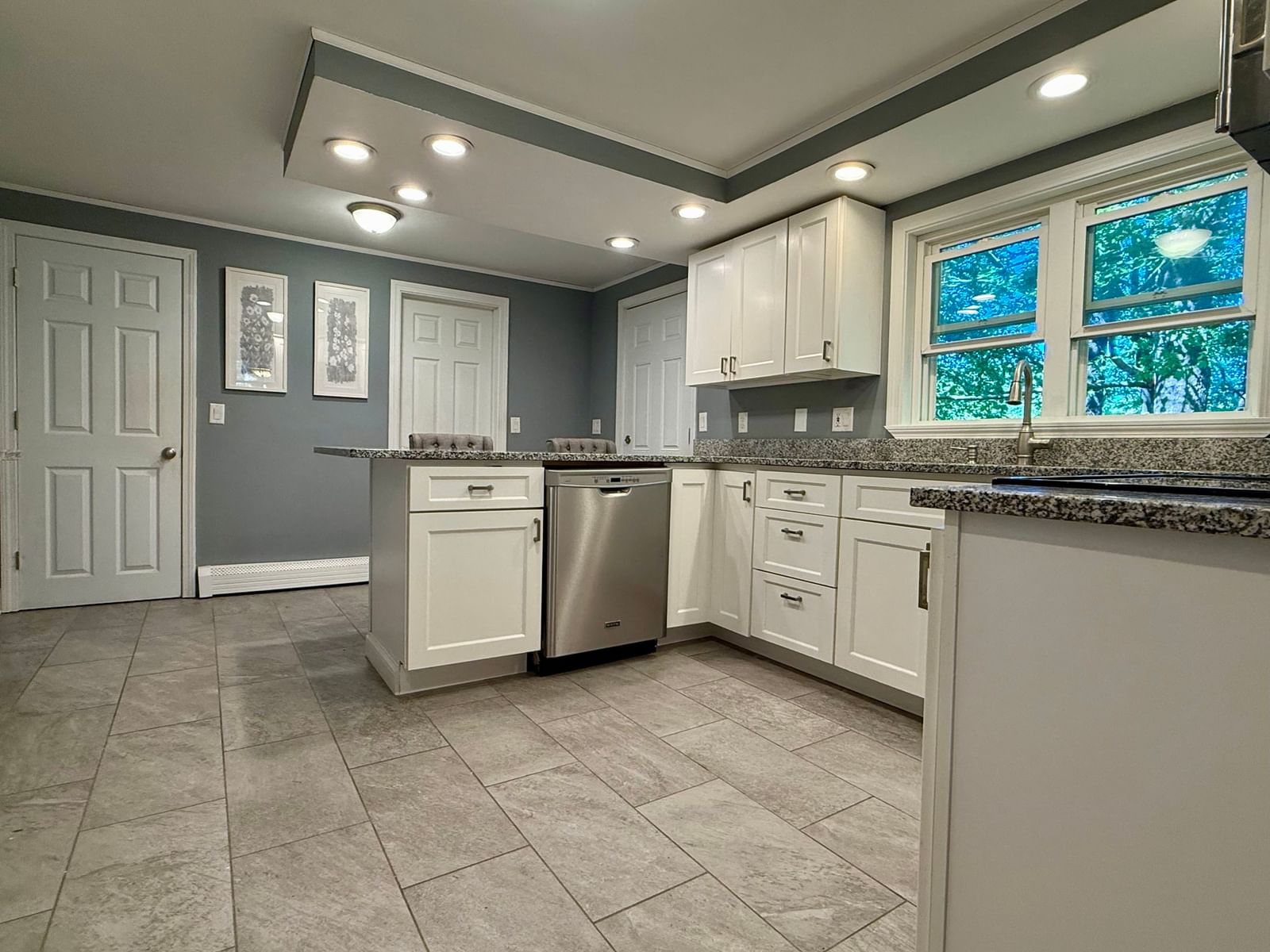 19 Shady Hill Ln Reading — Photo 8 of 22