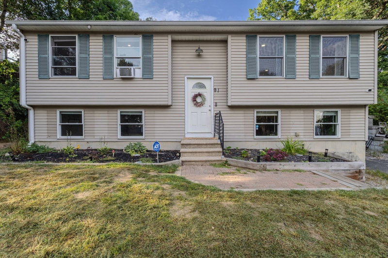 91 Wendell St