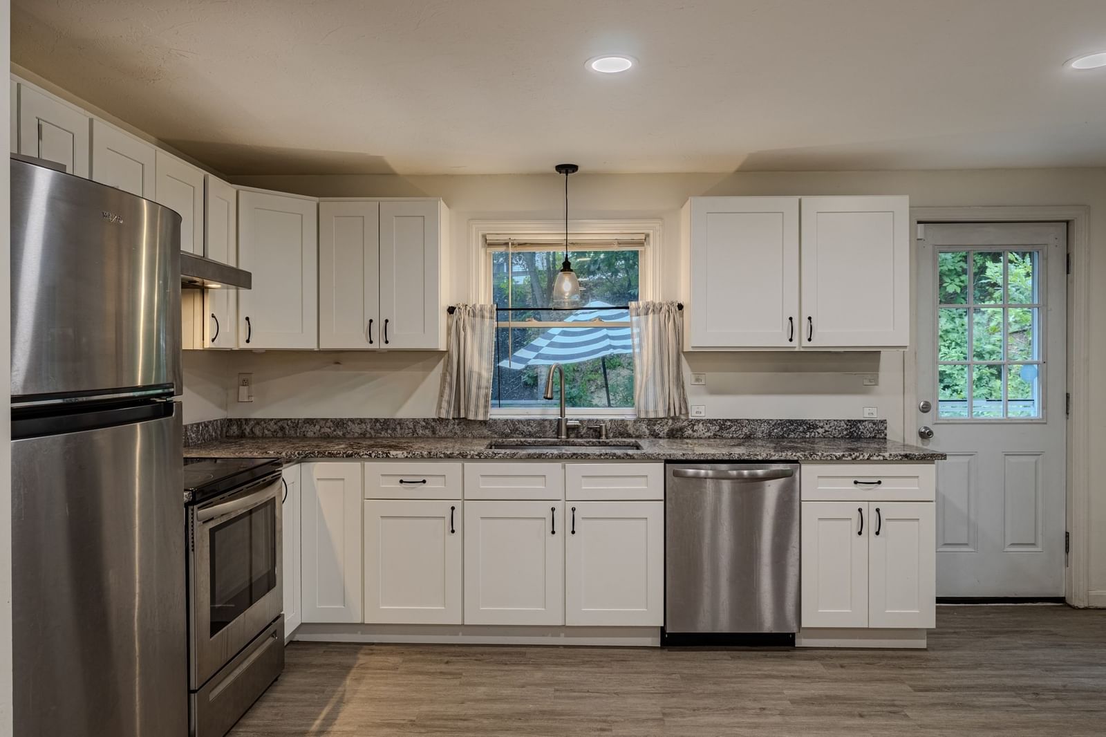 91 Wendell St, Athol, MA 01331 photo 2