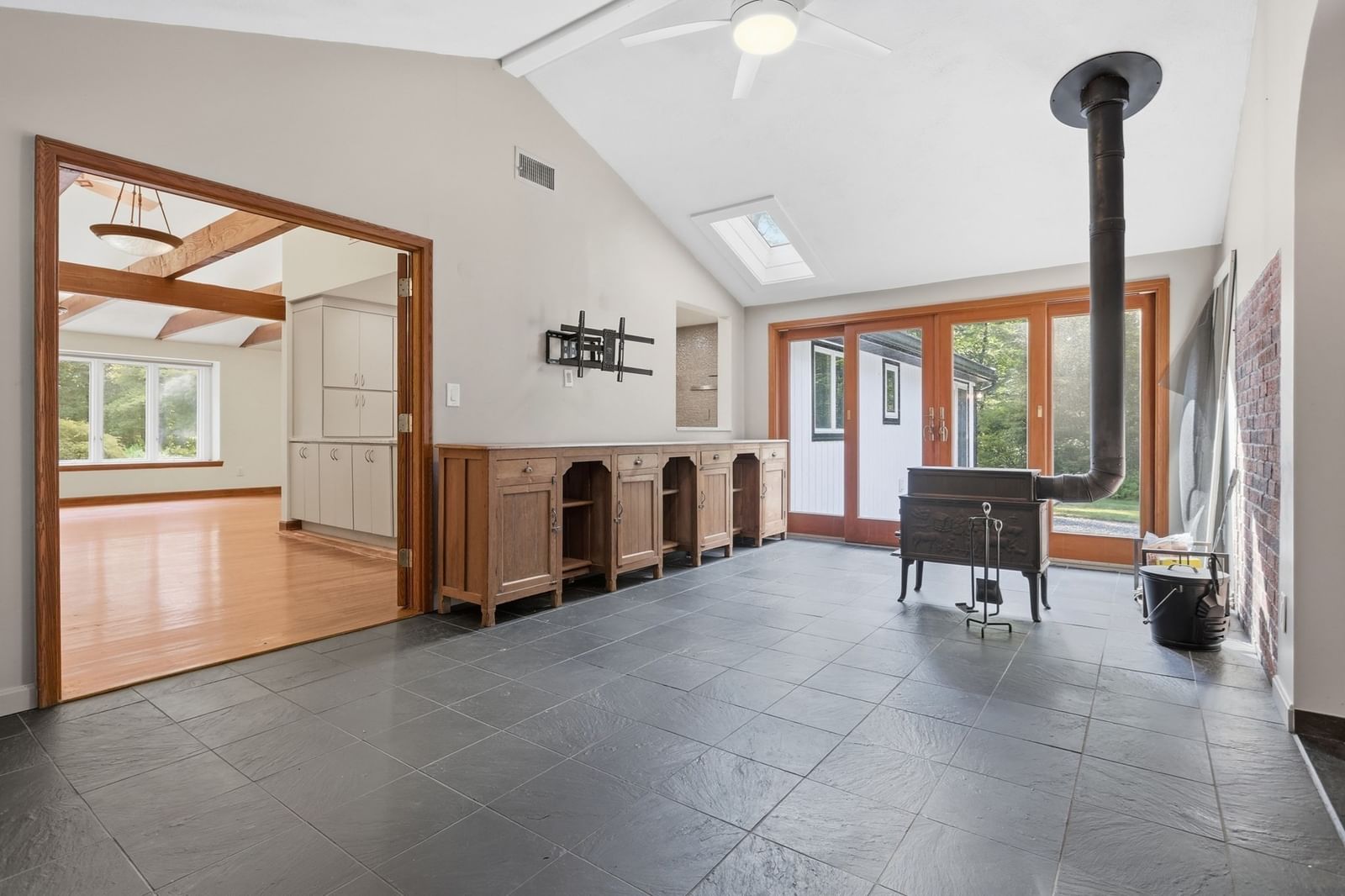 50 Heald Rd Carlisle — Photo 12 of 41