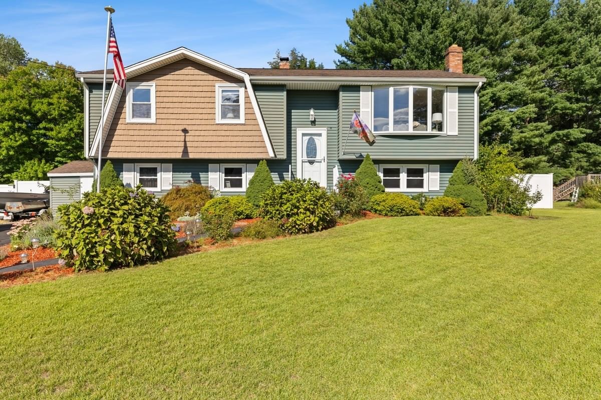 50 Ruth Ellen Road Raynham — Photo 1 of 40