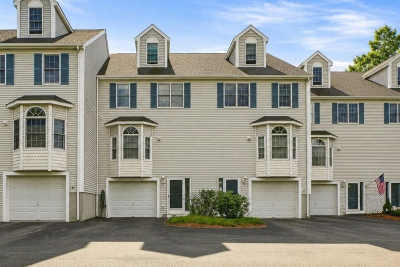 6 Waltham Dr Unit 6