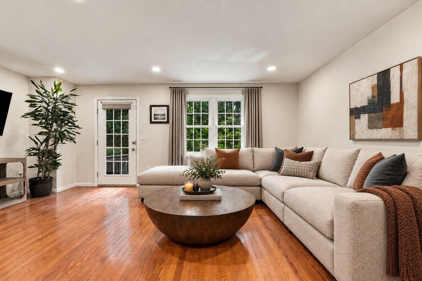 6 Waltham Dr #6 Plainville — Photo 2 of 23