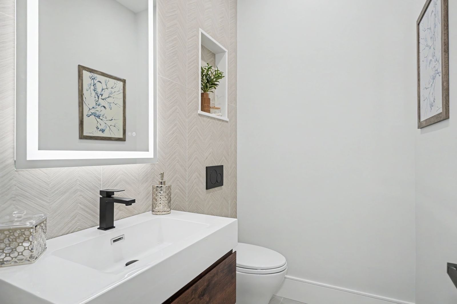 17-19 Drew Road #1 Belmont — Photo 17 of 31