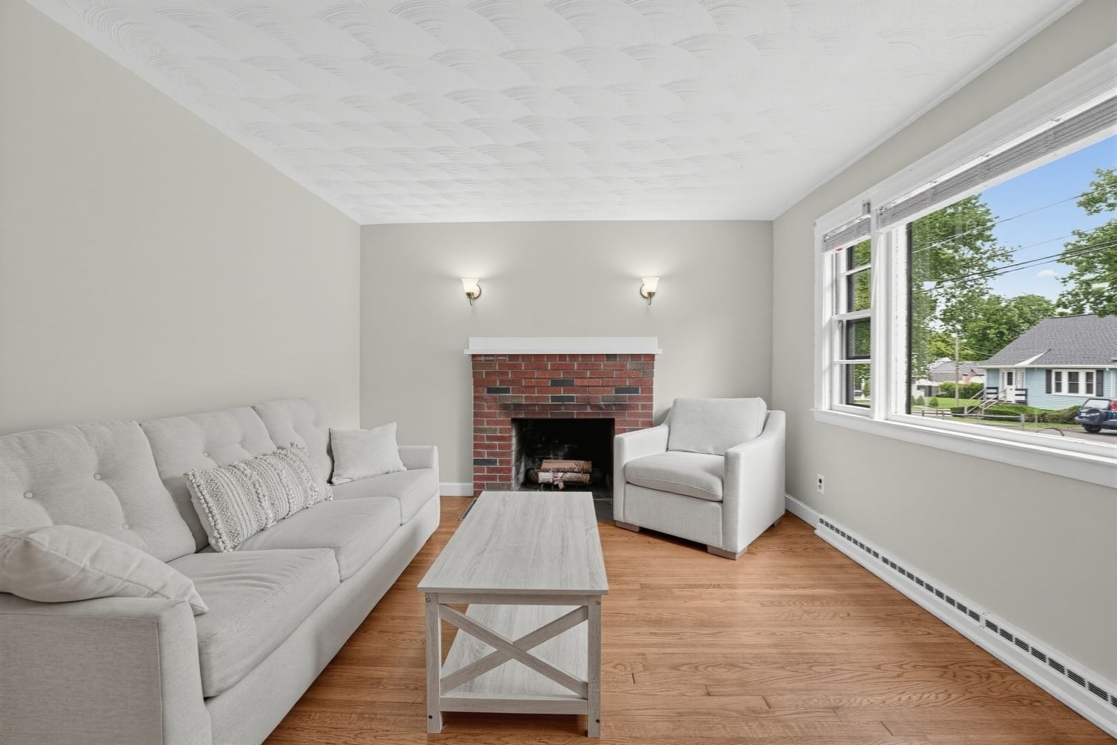 106 Paul St Dedham — Photo 16 of 37