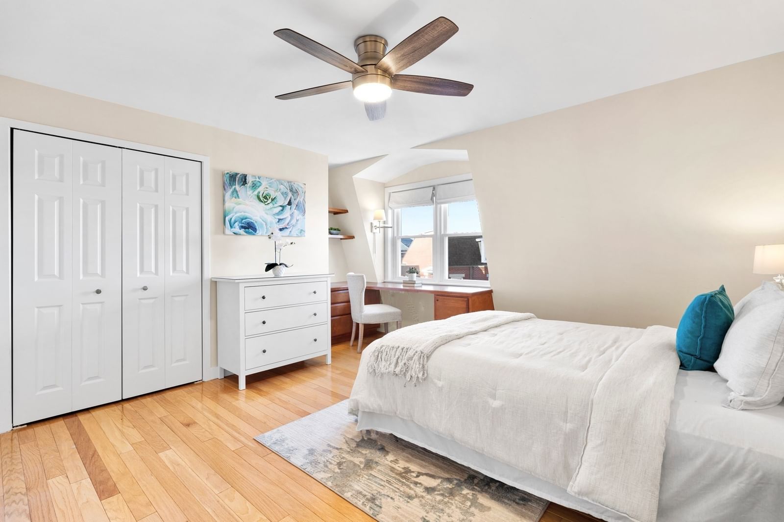 47 Harvard St #B403 Boston — Photo 11 of 33
