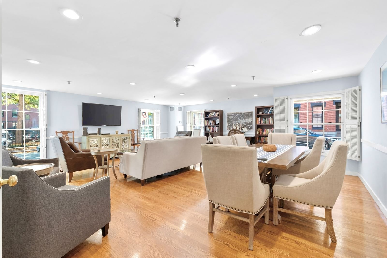 47 Harvard St #B403 Boston — Photo 20 of 33