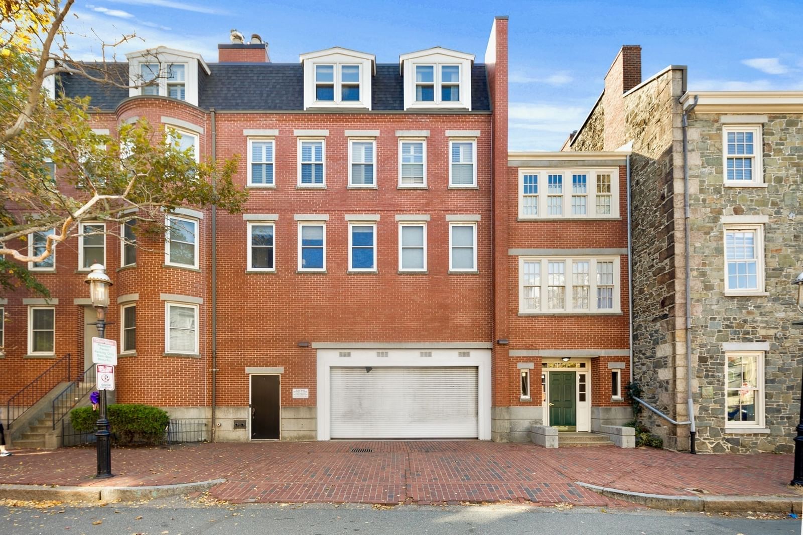 47 Harvard St #B403 Boston — Photo 24 of 33