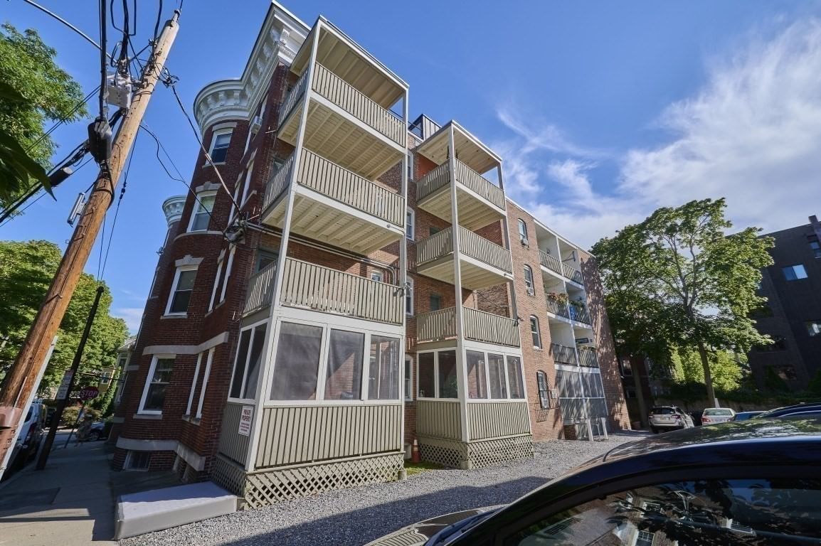 161 Hancock #B Cambridge — Photo 27 of 29