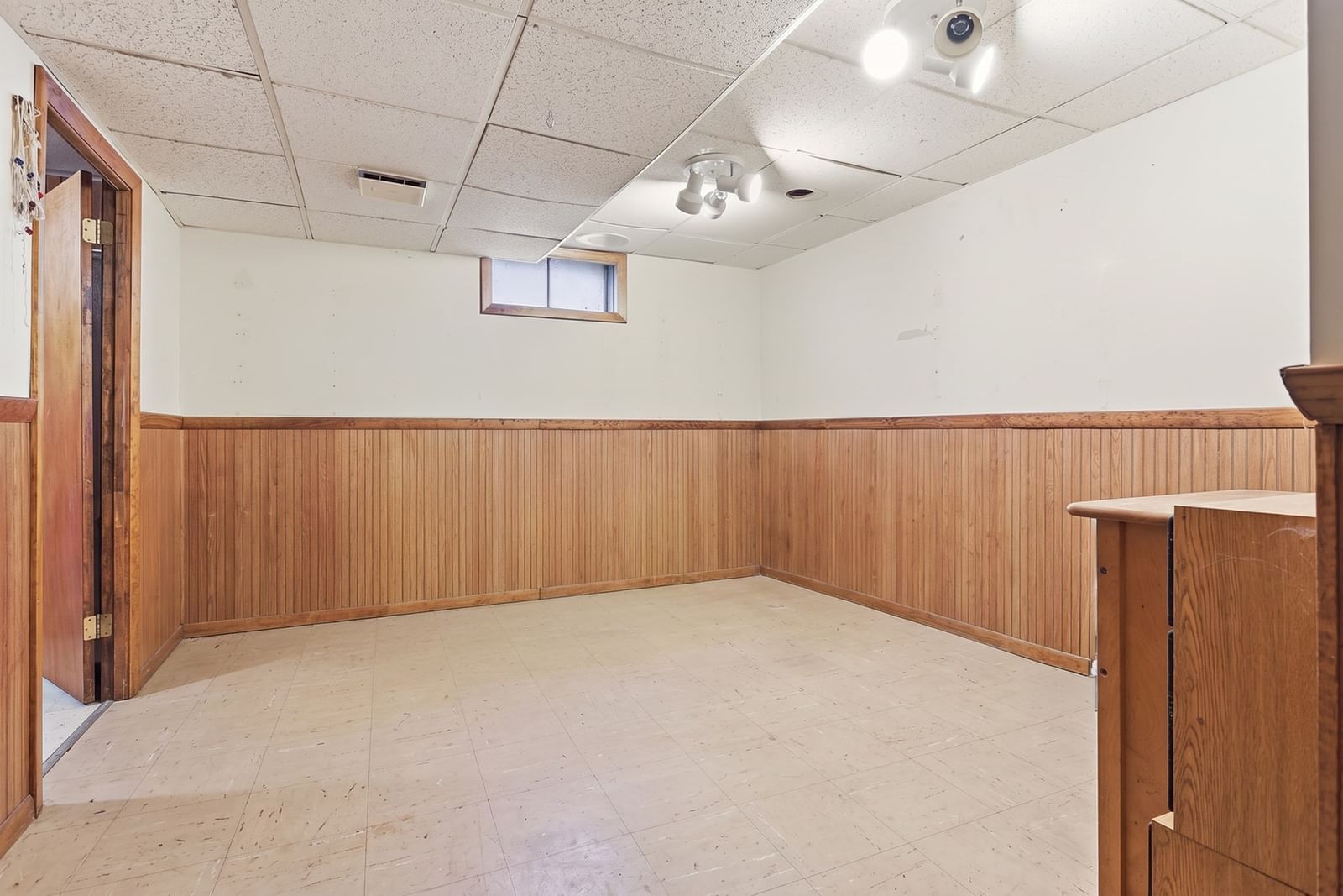 34 Oak Knoll Rd Lowell — Photo 18 of 22
