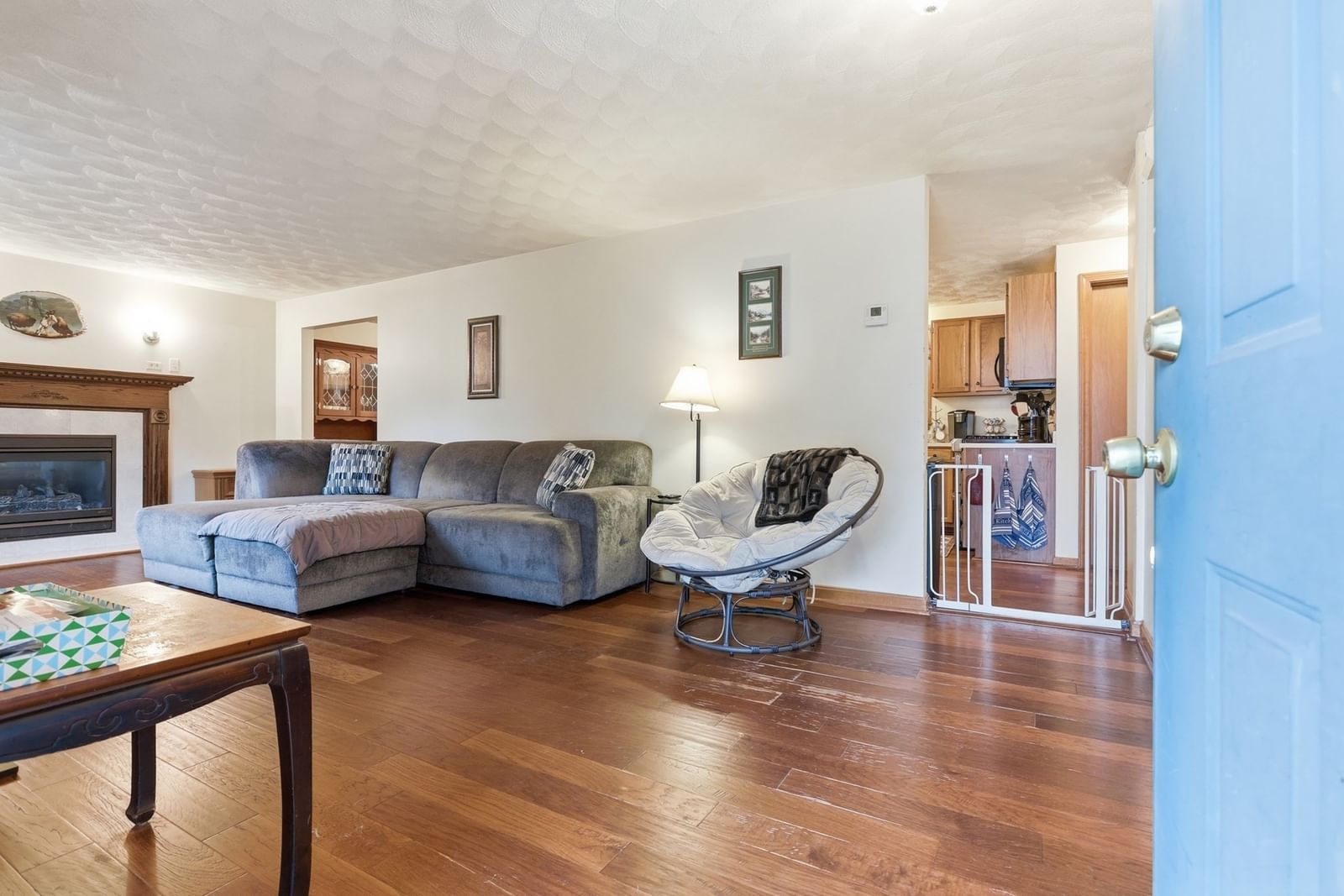 34 Oak Knoll Rd Lowell — Photo 3 of 22