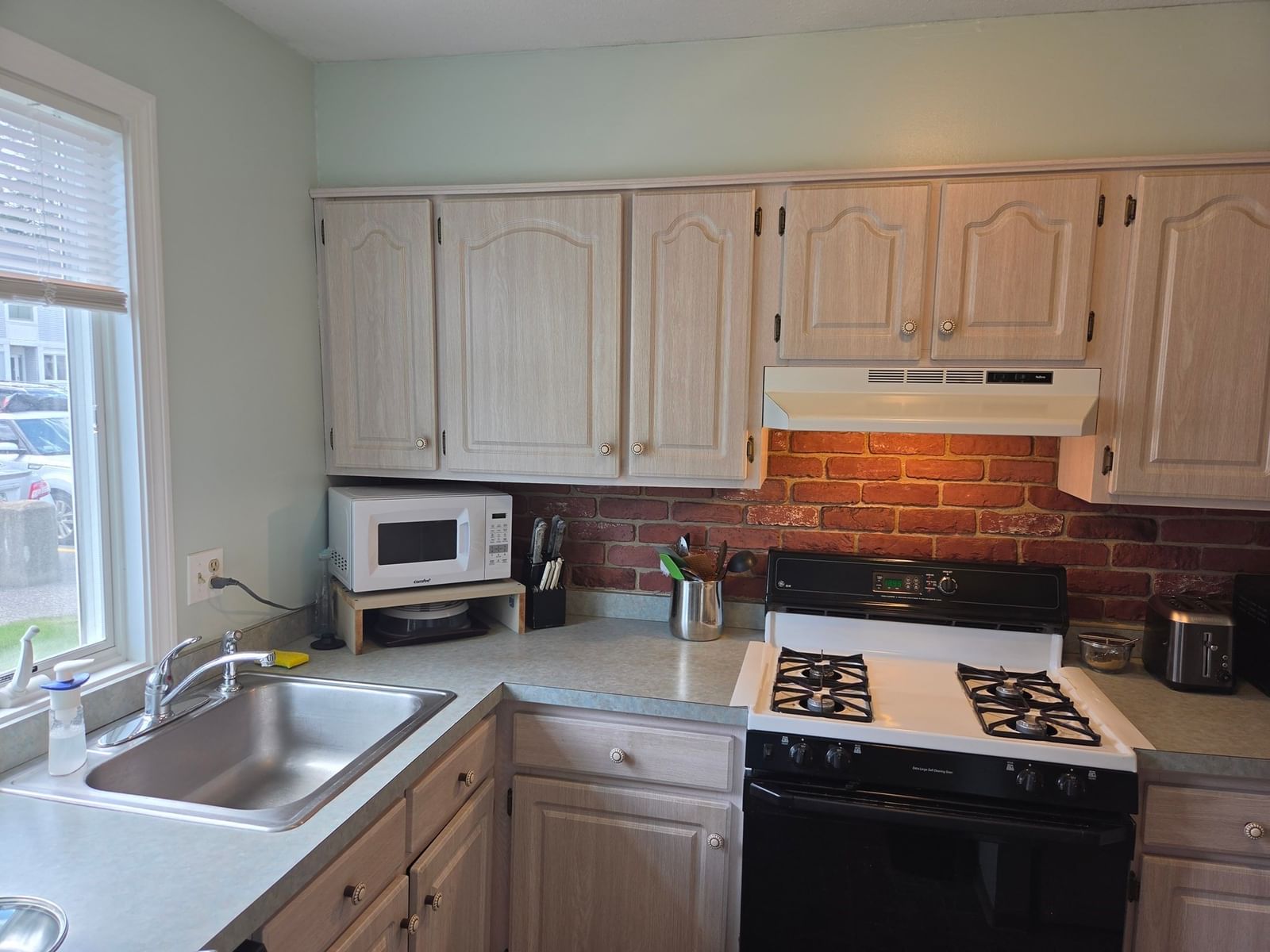 106 Northridge Rd #106 Beverly — Photo 3 of 20