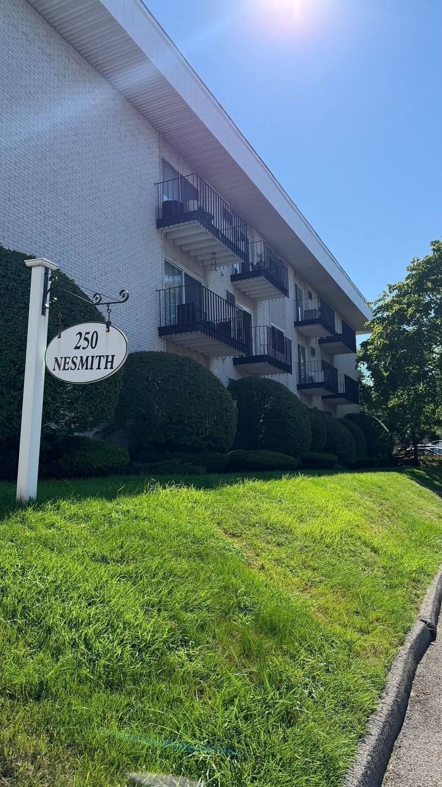 250 Nesmith St #C9 Lowell — Photo 33 of 37