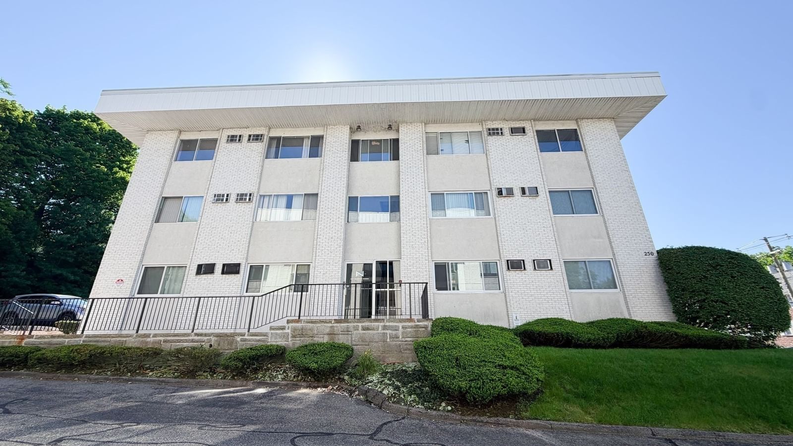 250 Nesmith St #C9 Lowell — Photo 37 of 37