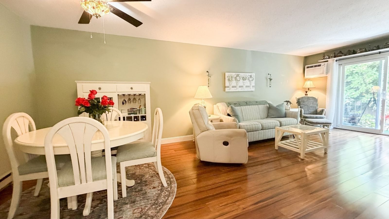 250 Nesmith St #C9 Lowell — Photo 4 of 37