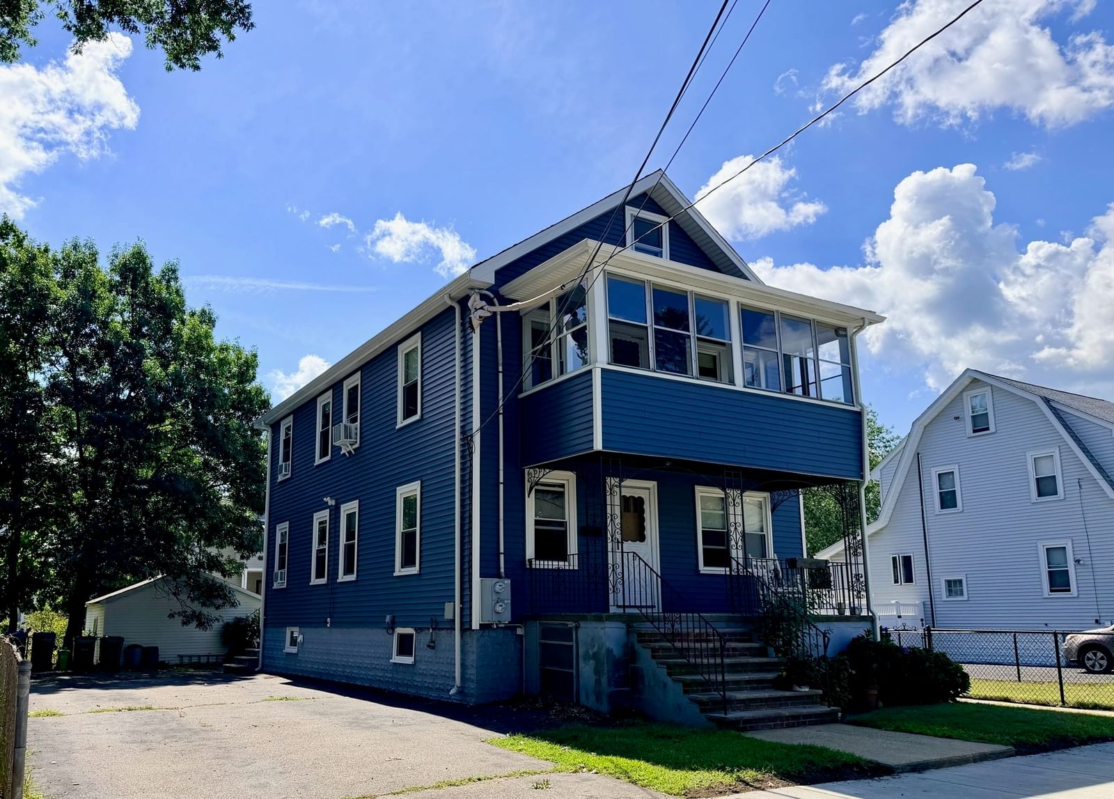 75 Bowen Ave Medford — Photo 1 of 26