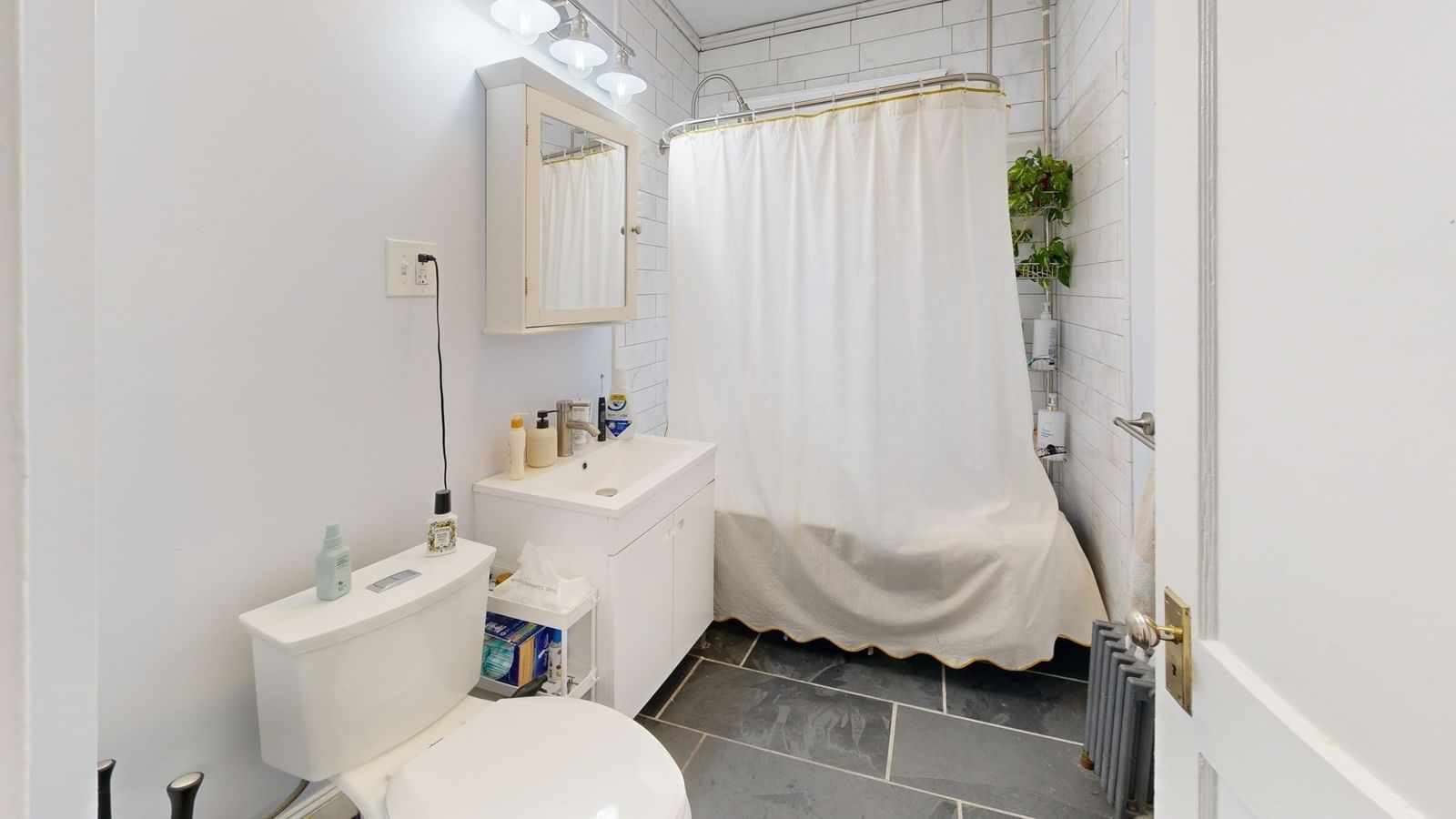 75 Bowen Ave Medford — Photo 9 of 26