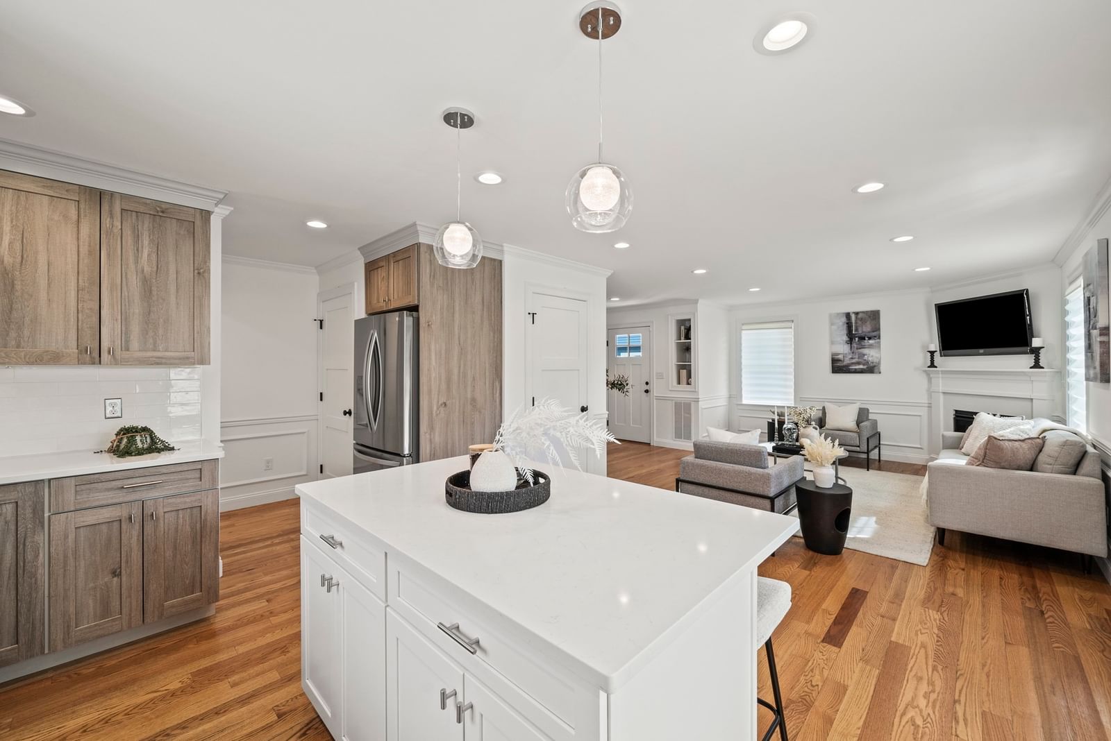 61 Gale Street #A Waltham — Photo 7 of 42