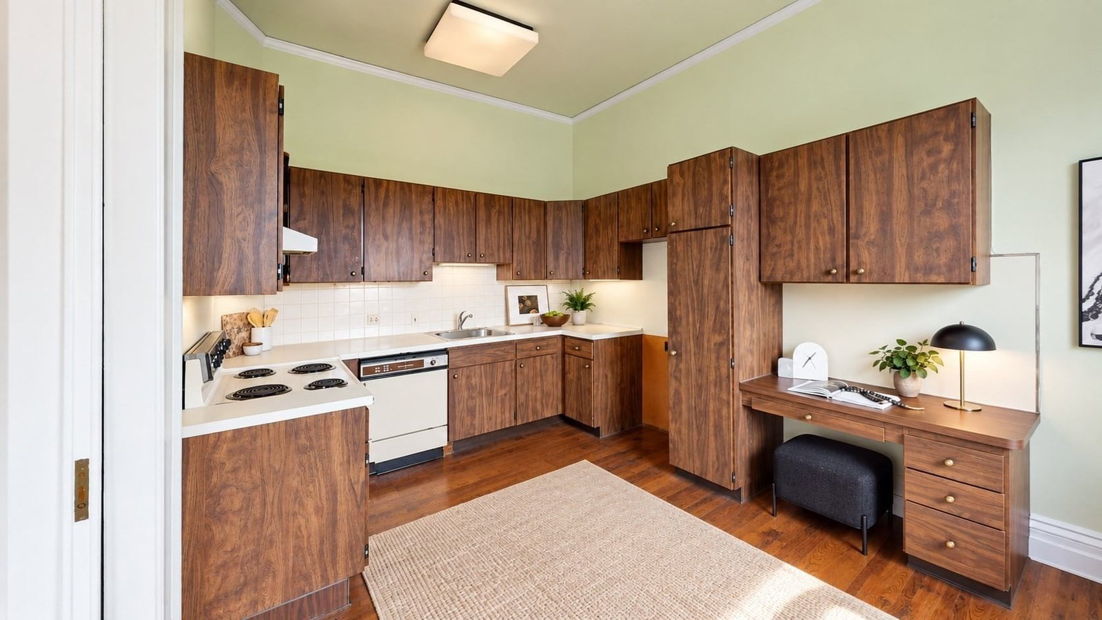 1070 Beacon St. #6A Brookline — Photo 7 of 10