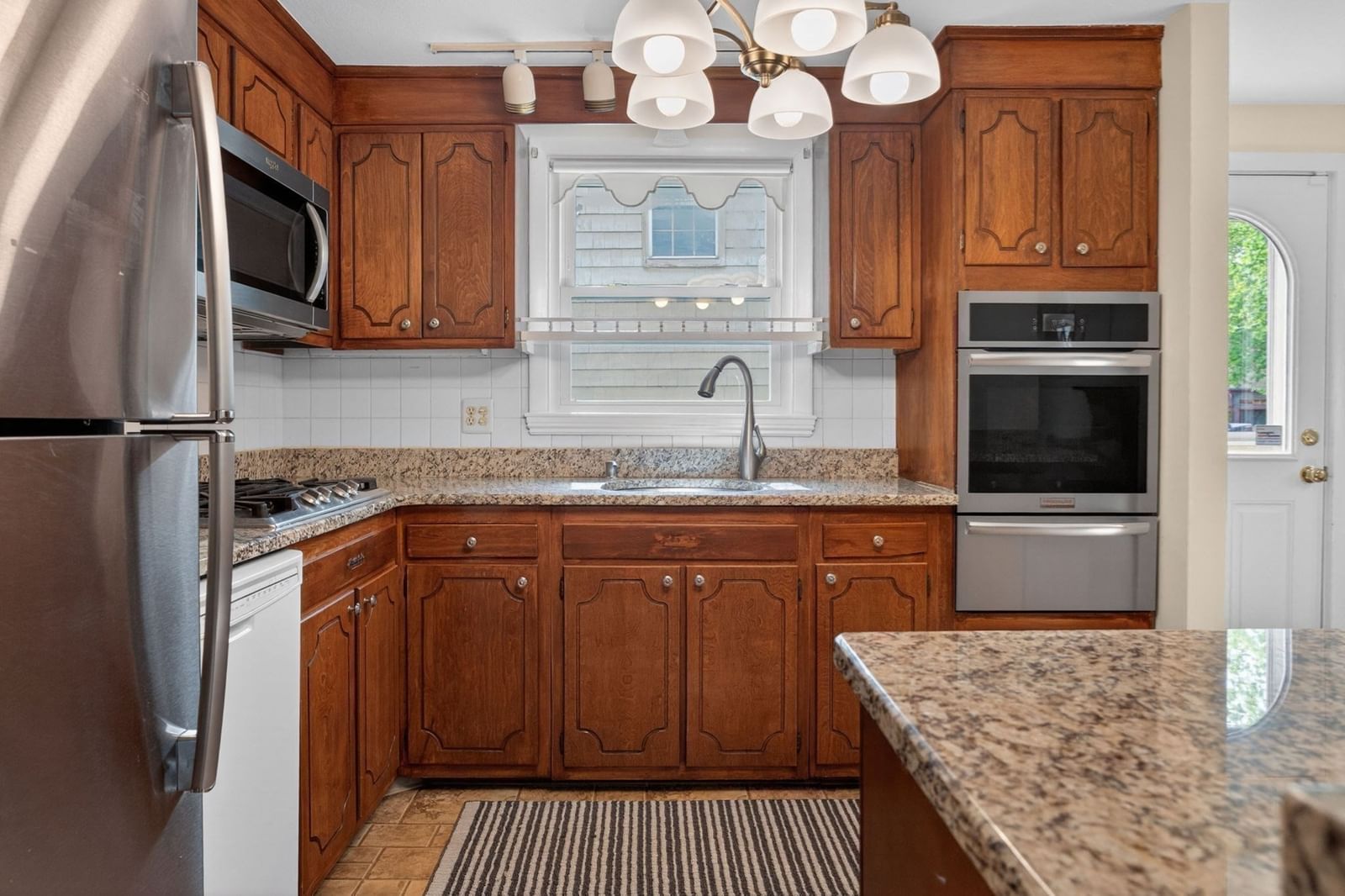 46 Grapevine Ave Lexington — Photo 5 of 15