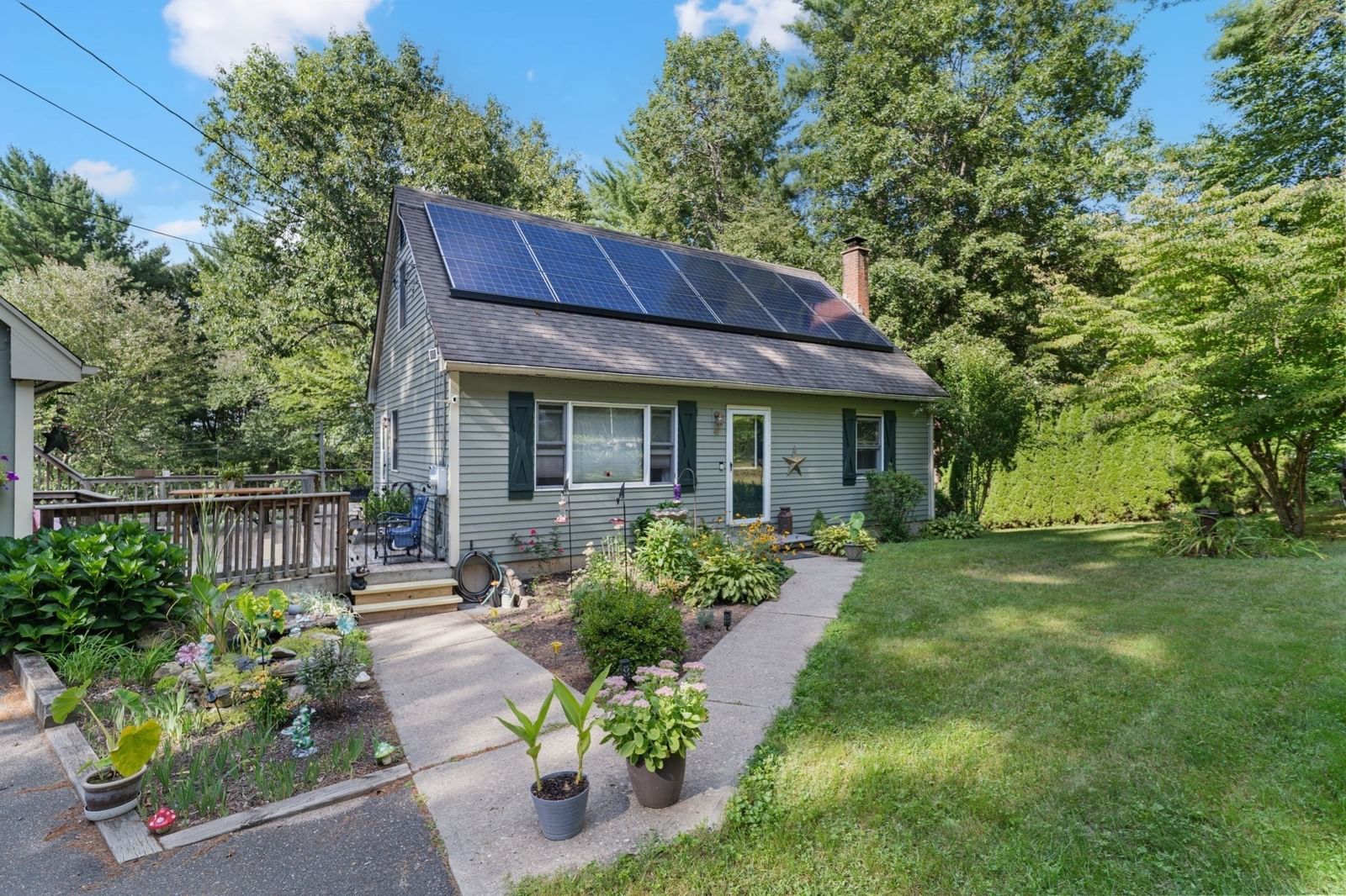48 Orchard St Belchertown — Photo 3 of 42