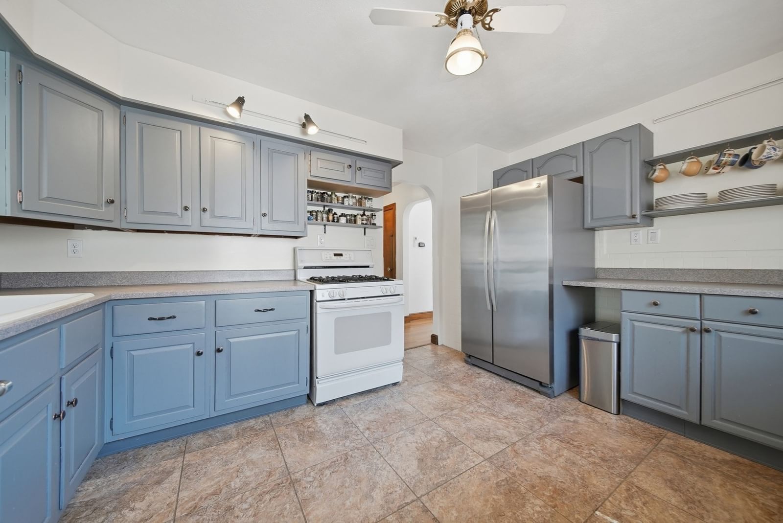 38 1/2 Abington Ave Peabody — Photo 19 of 41