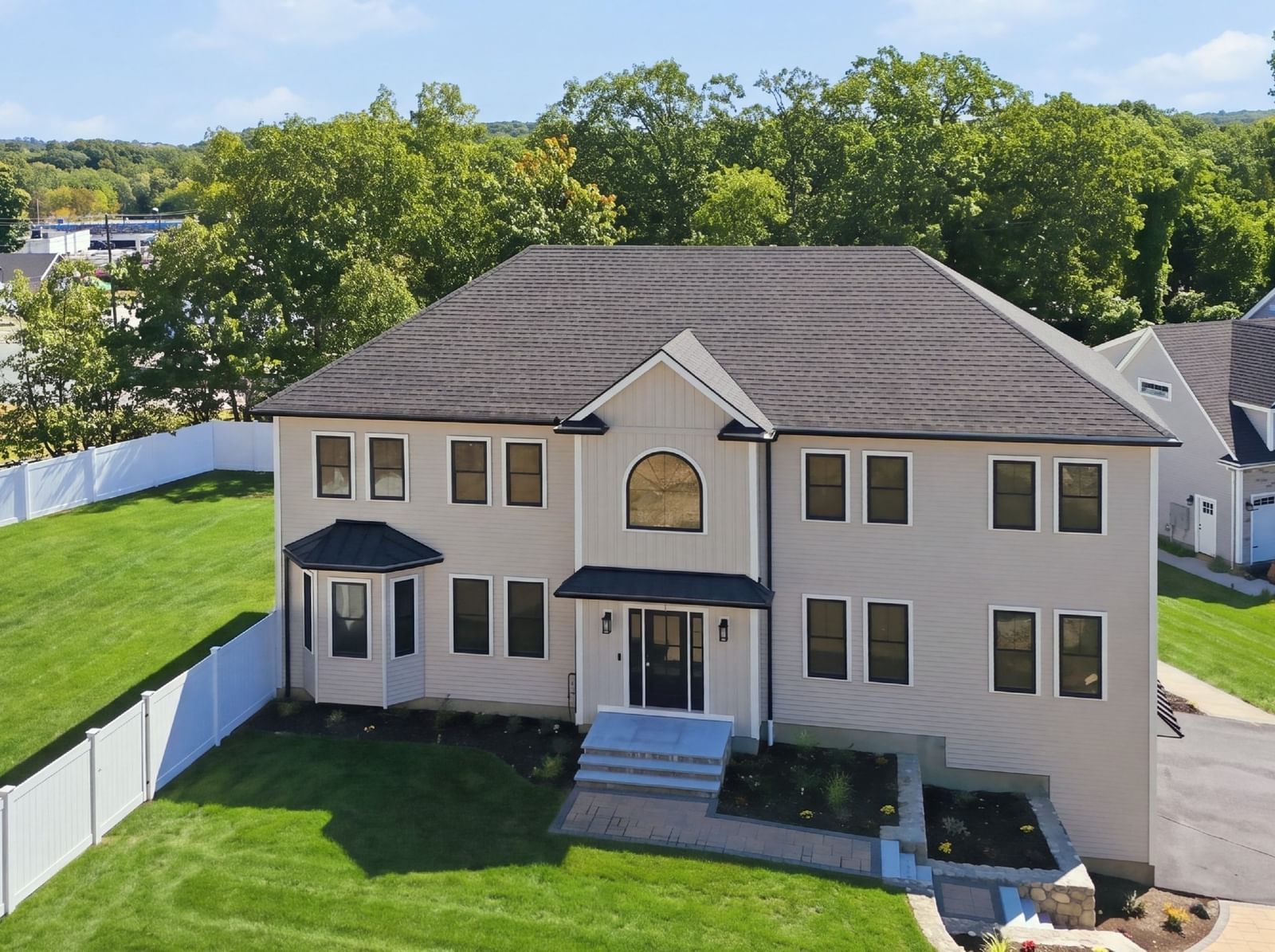 2 Berthold St Saugus — Photo 2 of 42