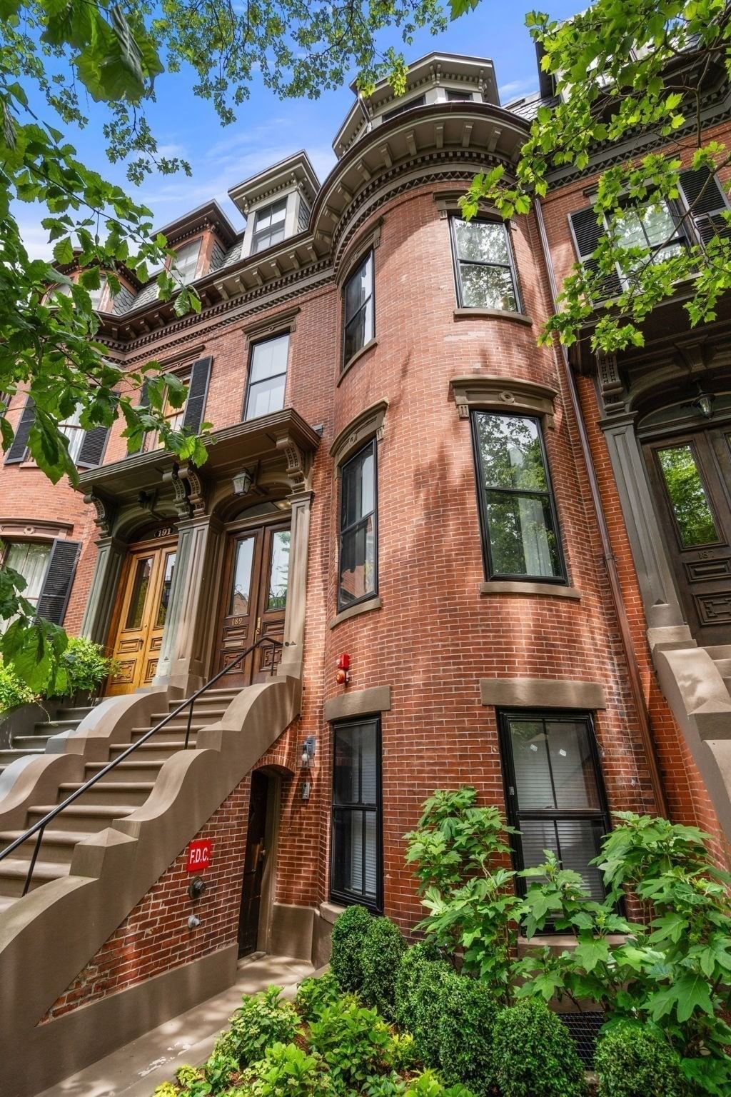 189 W Brookline St Boston — Photo 14 of 42