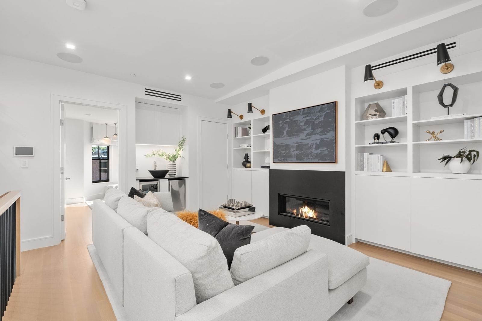 189 W Brookline St Boston — Photo 31 of 42