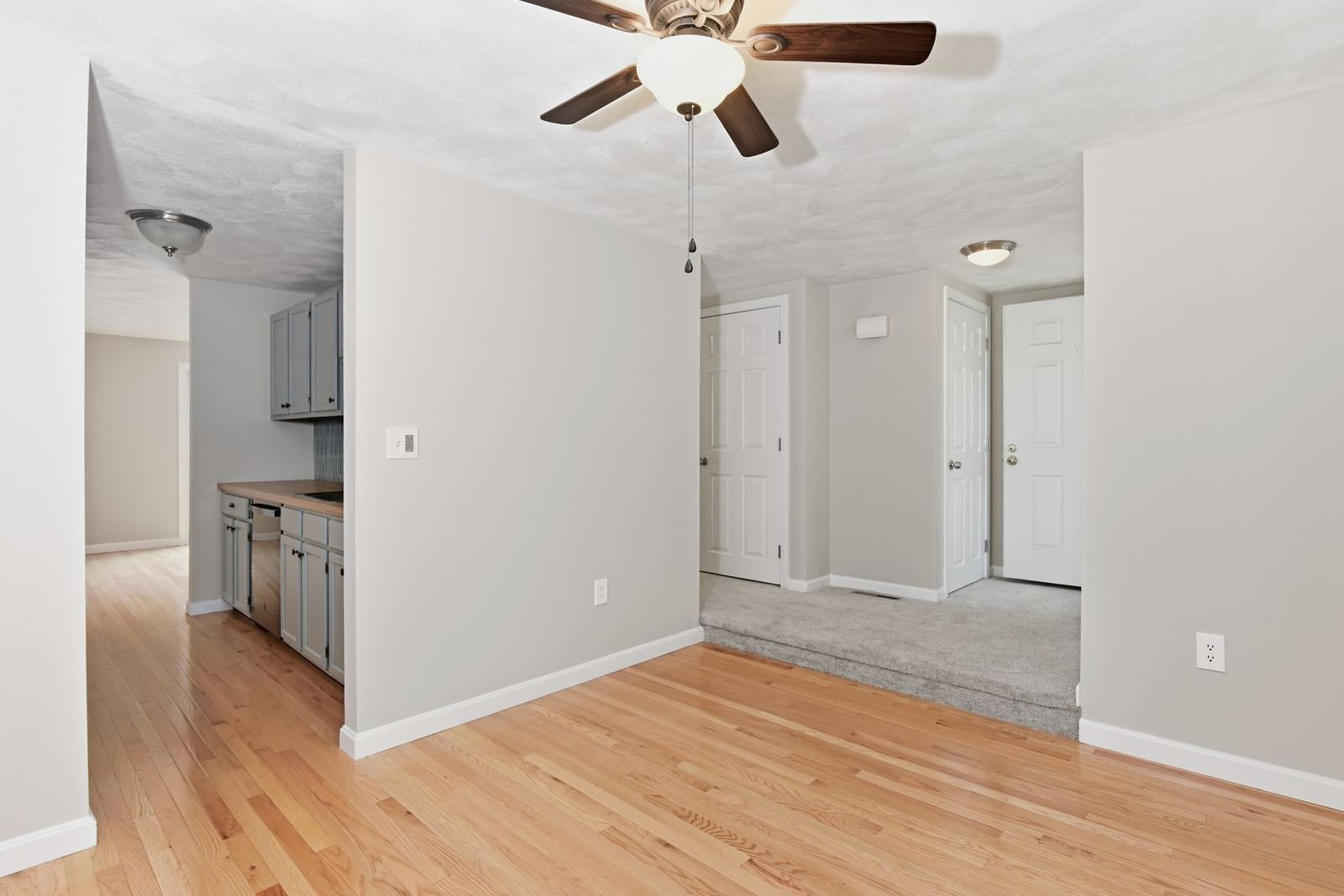 126 Patrick Rd #126 Tewksbury — Photo 11 of 40