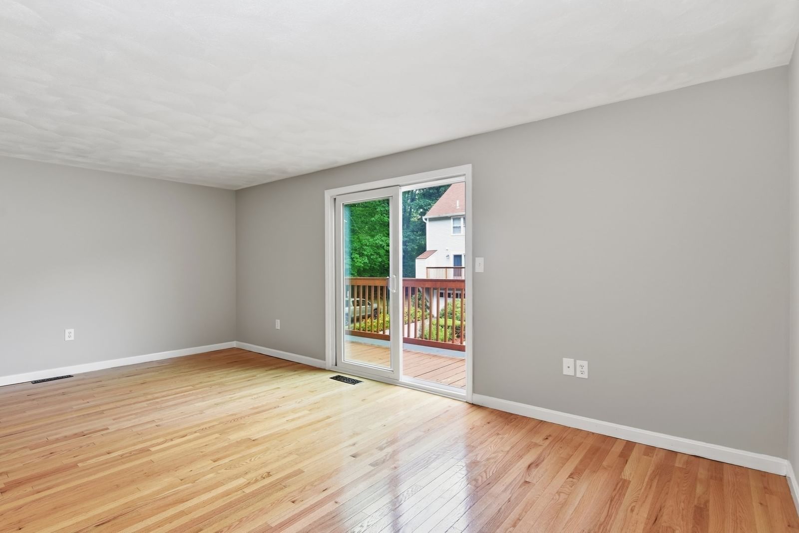 126 Patrick Rd #126 Tewksbury — Photo 17 of 40