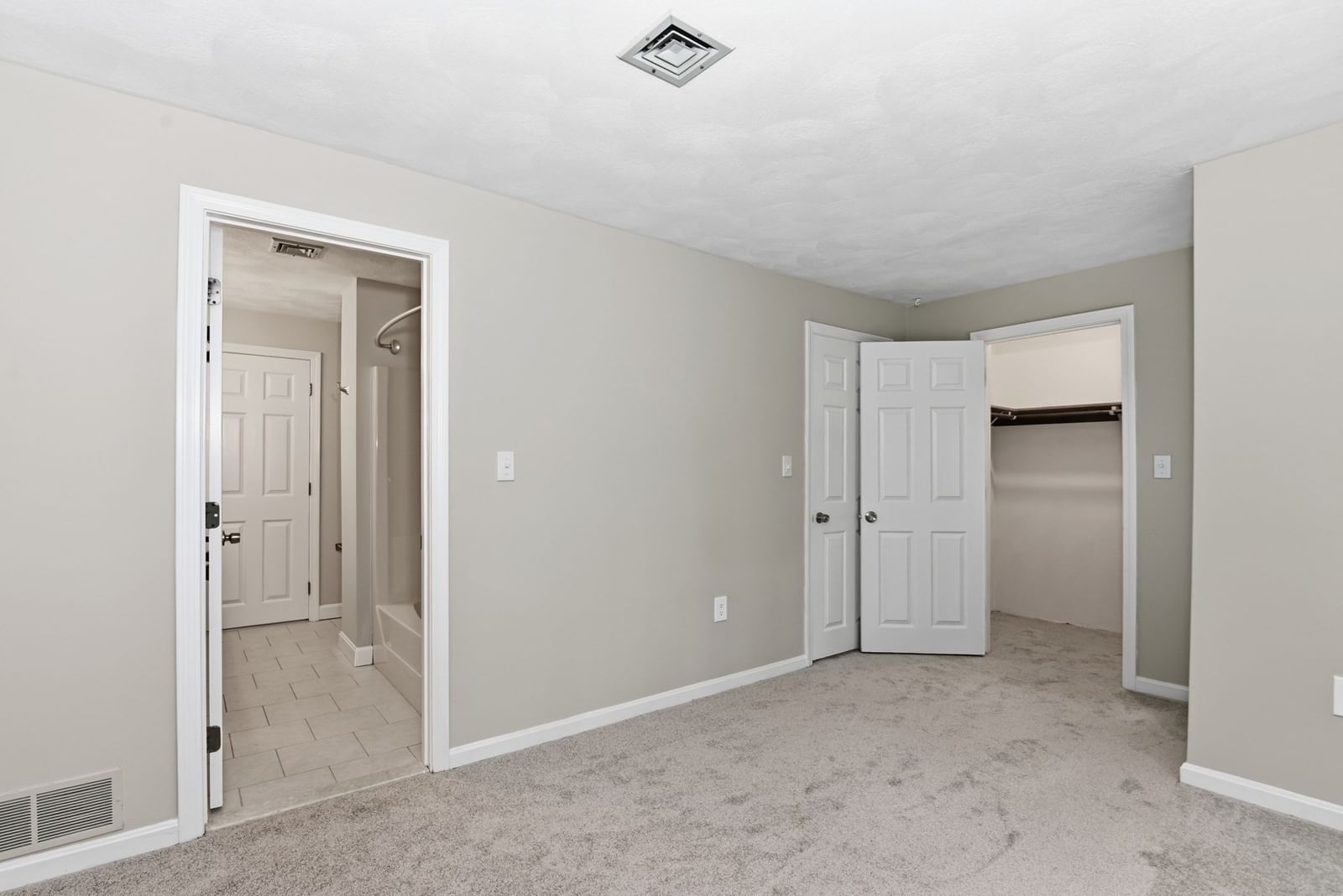 126 Patrick Rd #126 Tewksbury — Photo 23 of 40