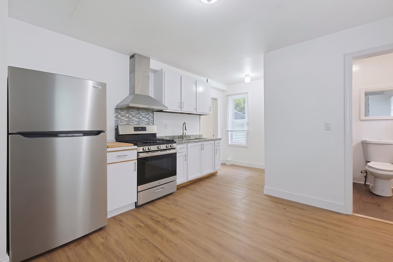 13 Campbell Ave Leominster — Photo 2 of 30