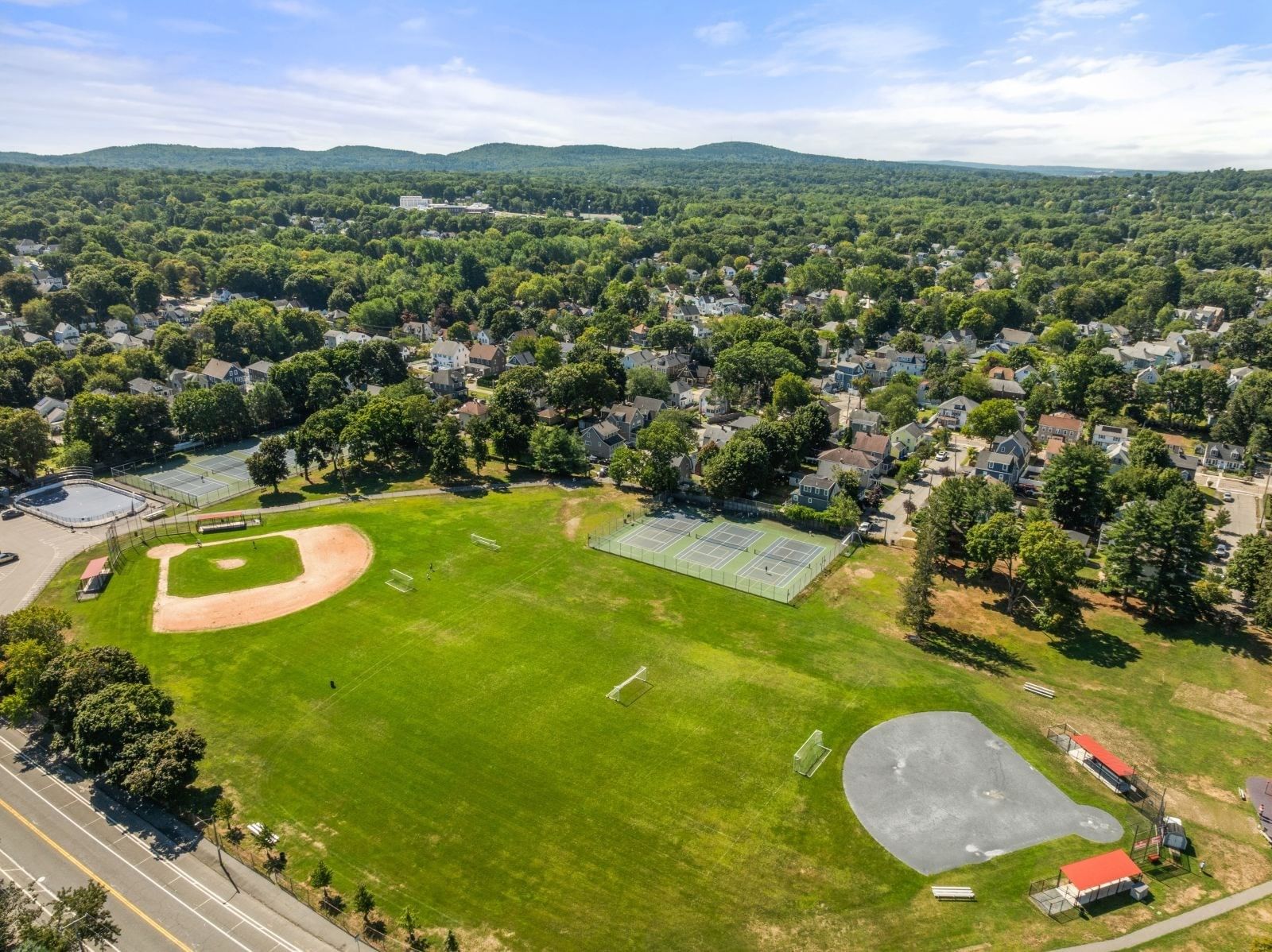 197 Blue Hills Pkwy Milton — Photo 15 of 23