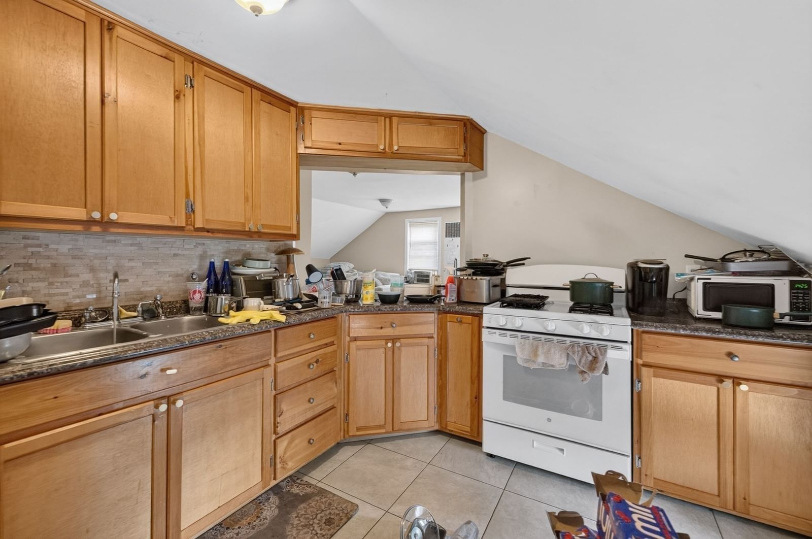 162 O'grady St. Fall River — Photo 31 of 40