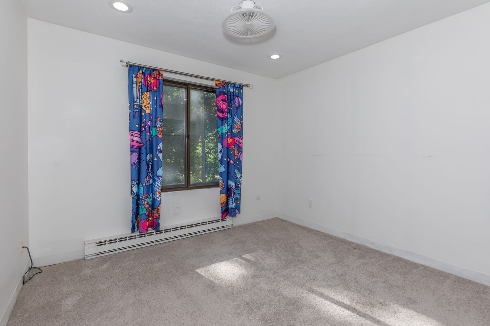 22 Old Stone Way #22 Weymouth — Photo 31 of 38