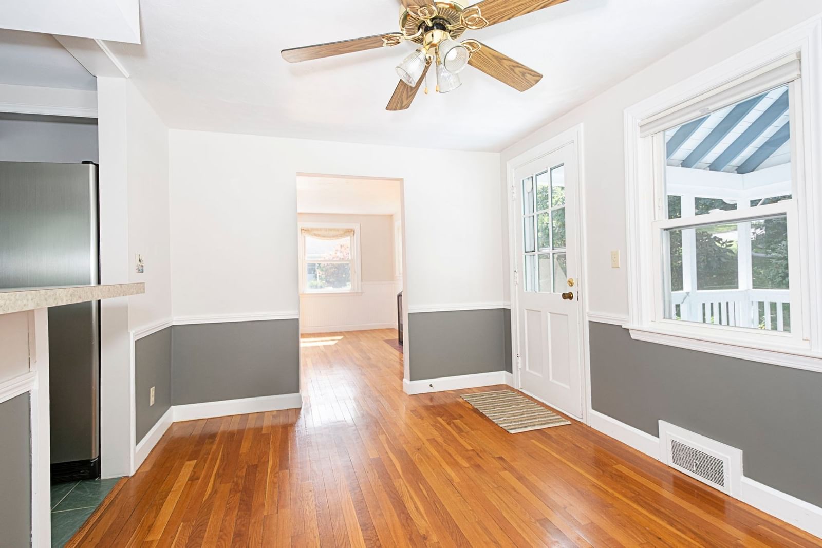 10 Farview Ave Shrewsbury — Photo 10 of 29
