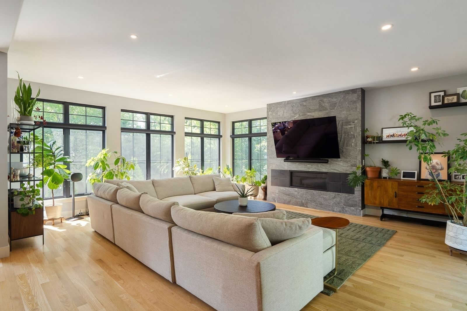 32 Lantern Ln Wellesley — Photo 10 of 40