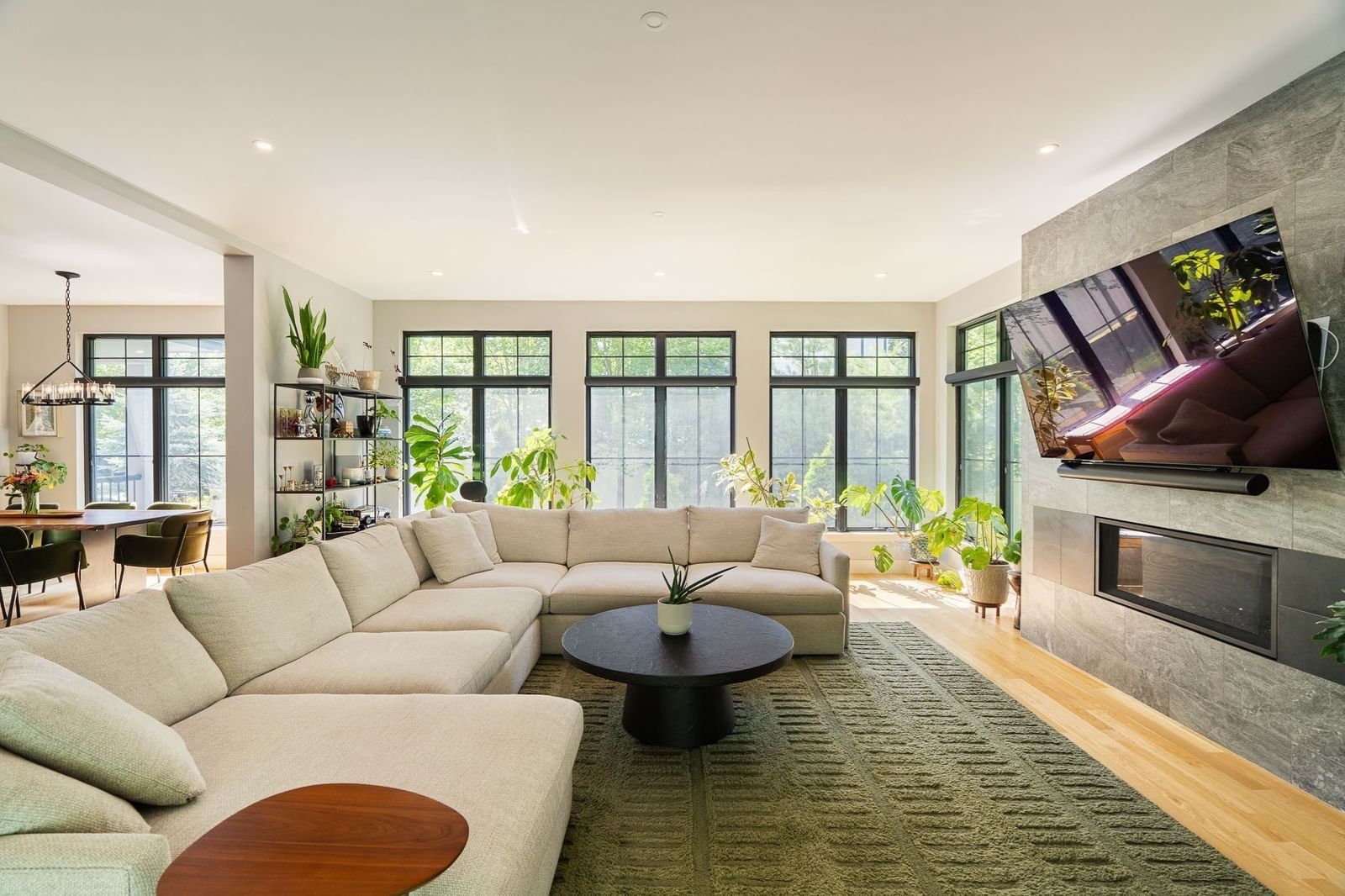 32 Lantern Ln Wellesley — Photo 11 of 40