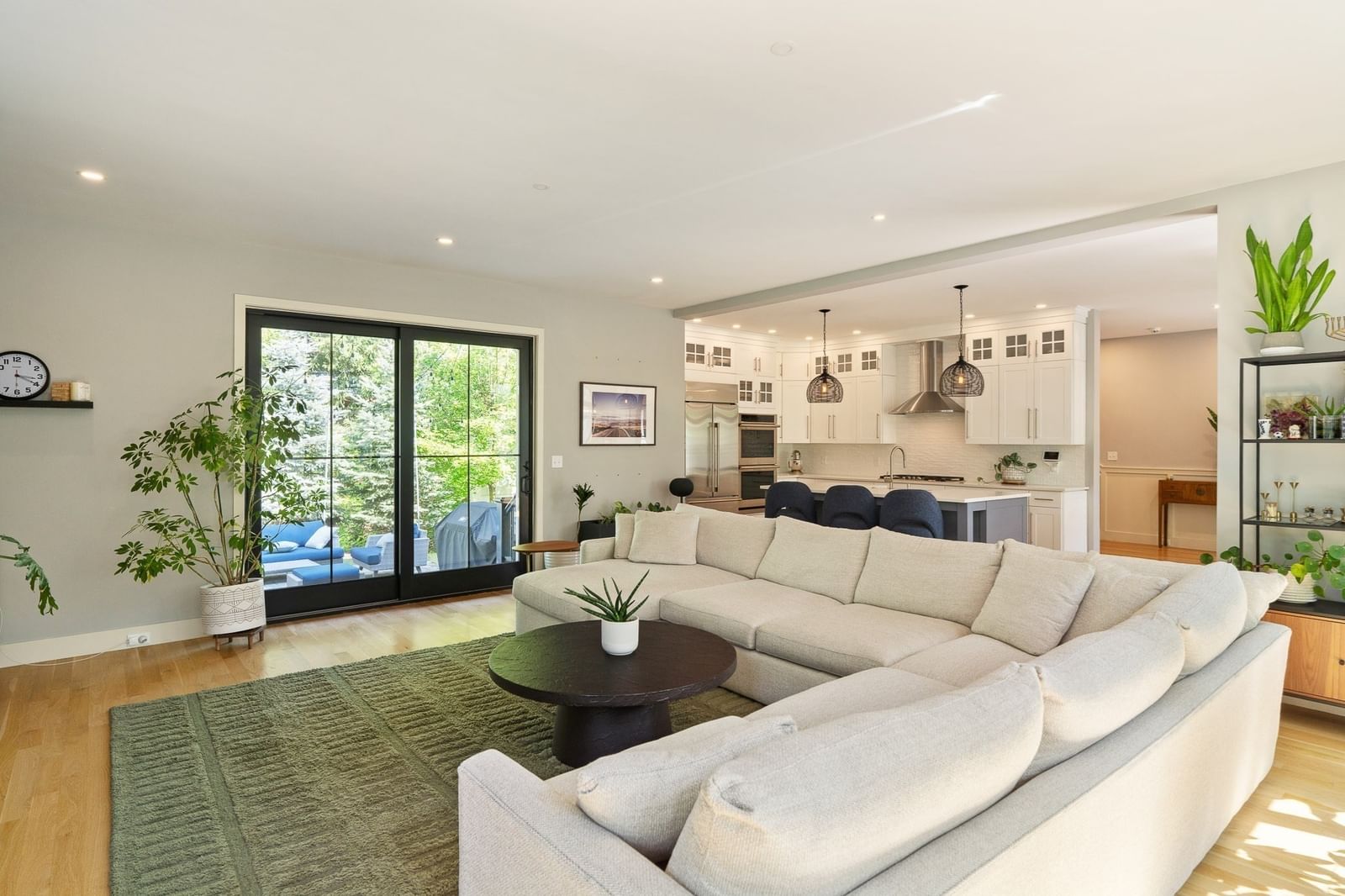 32 Lantern Ln Wellesley — Photo 12 of 40