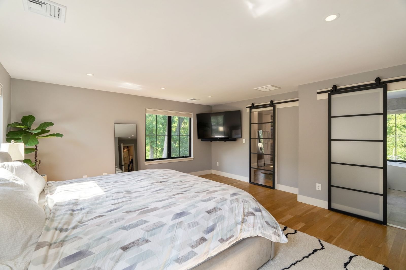 32 Lantern Ln Wellesley — Photo 18 of 40