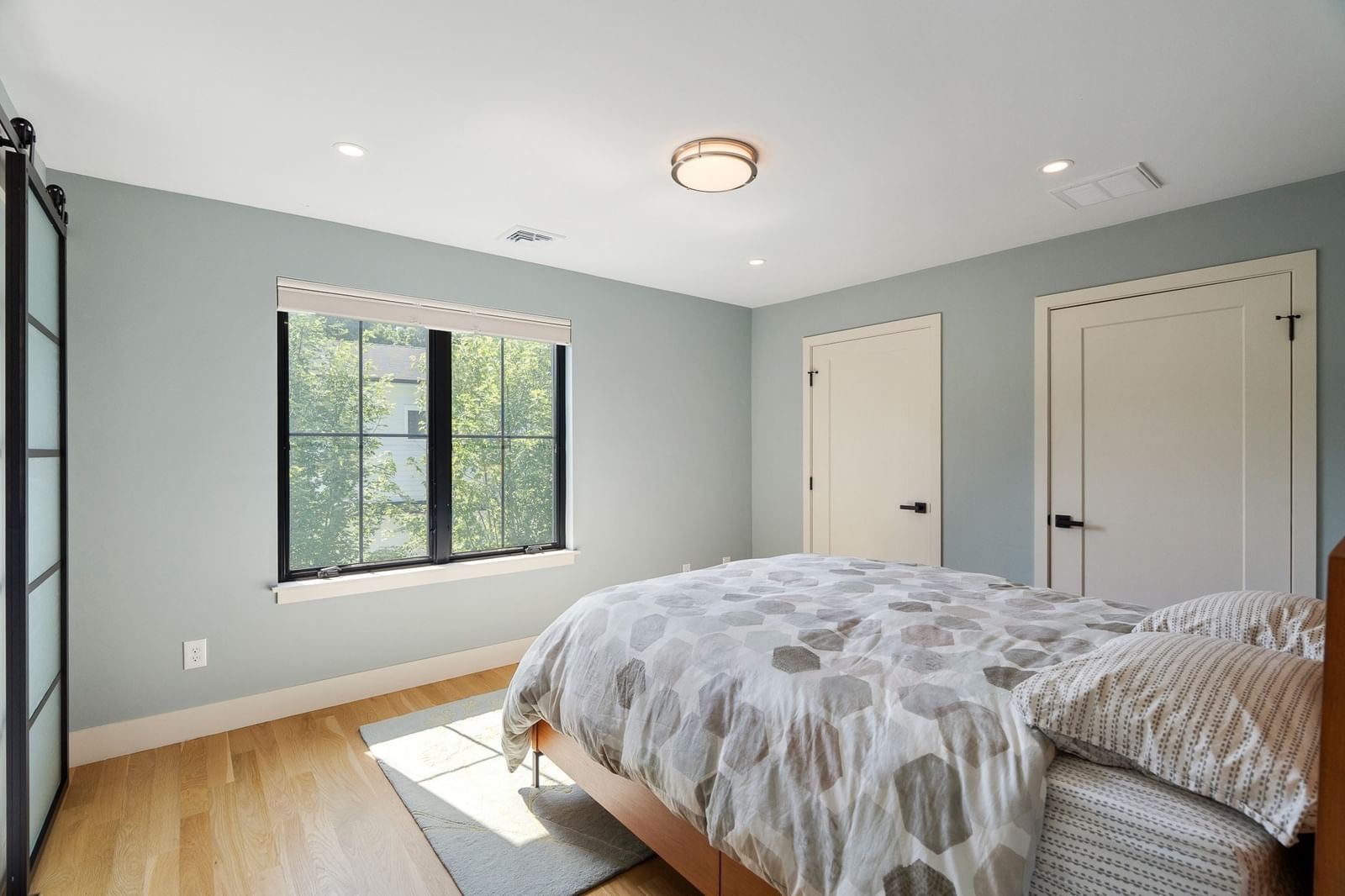 32 Lantern Ln Wellesley — Photo 23 of 40