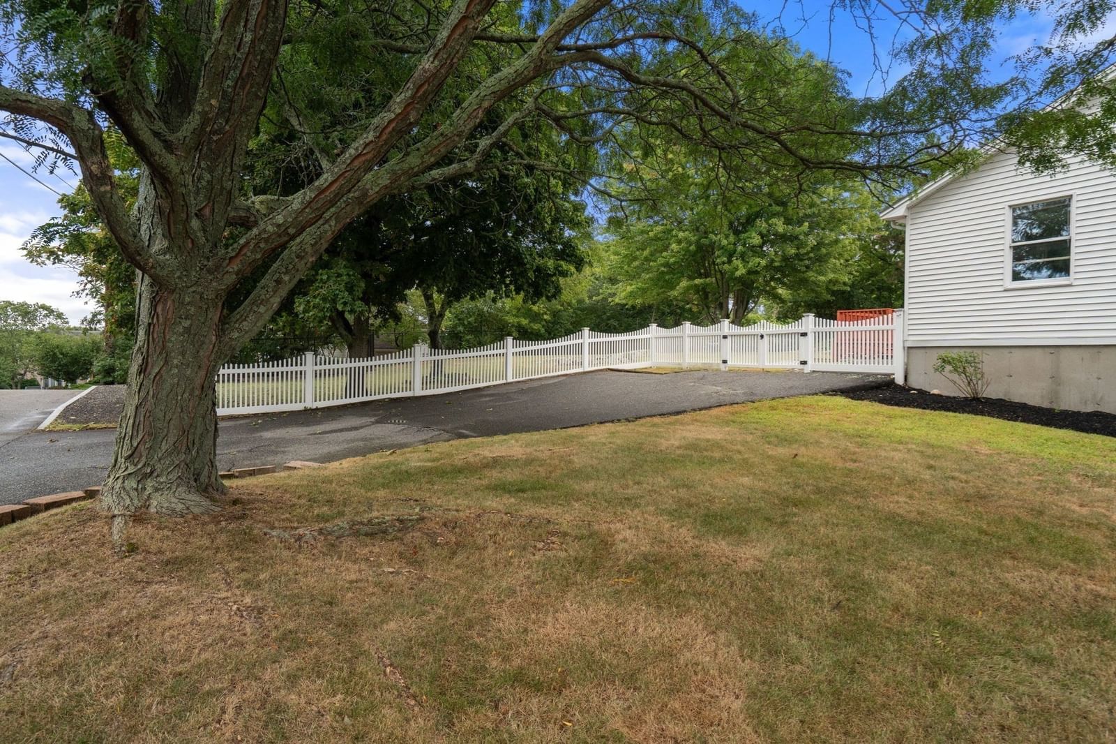 14 Glenn Ave Salem — Photo 23 of 24