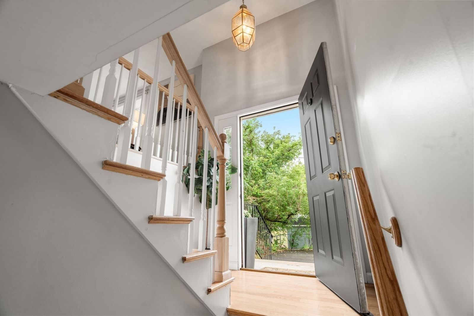 14 Glenn Ave Salem — Photo 3 of 24