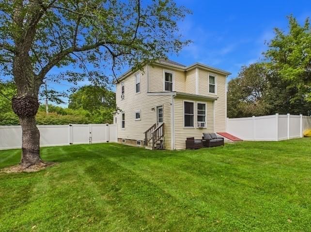 275 Holmes St. Halifax — Photo 24 of 27