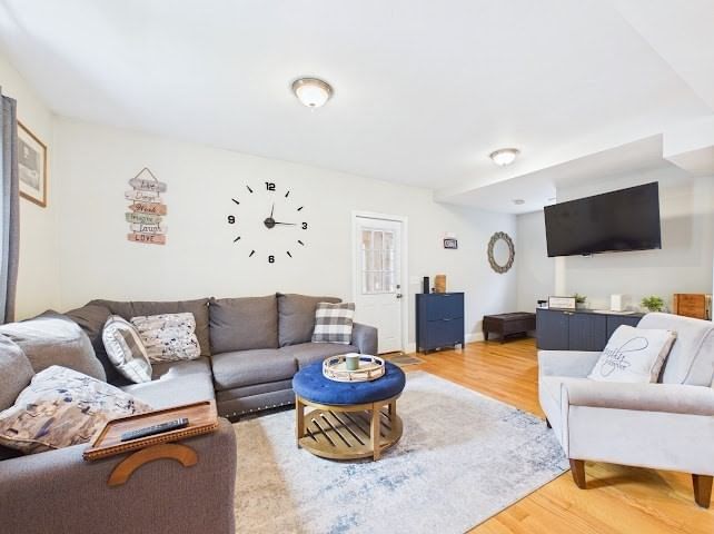 275 Holmes St. Halifax — Photo 8 of 27