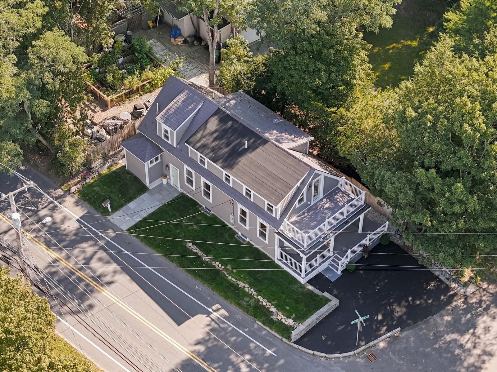 8 Wilmington Road Burlington — Photo 37 of 42