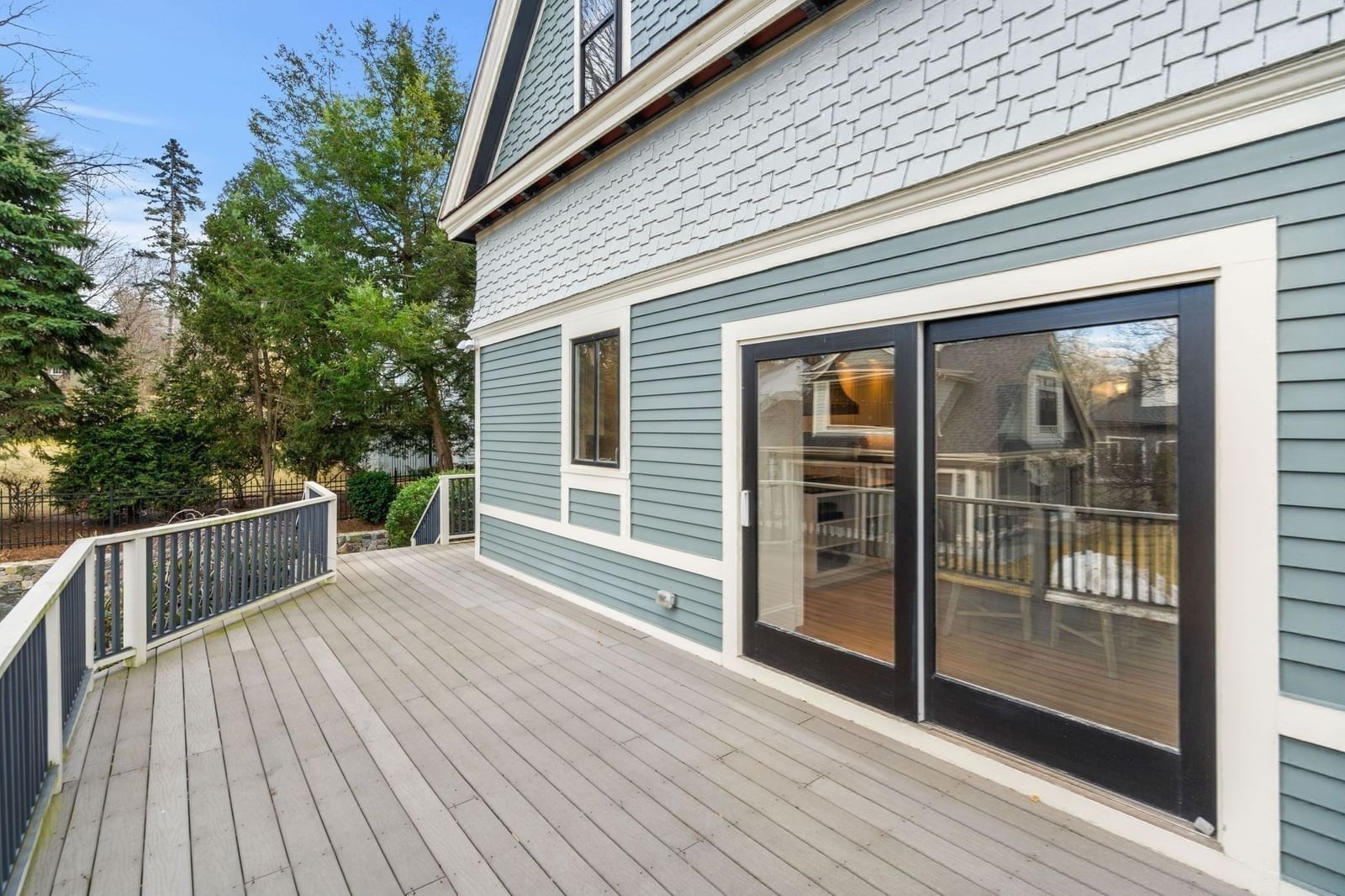 44 Putnam Street Newton — Photo 13 of 42