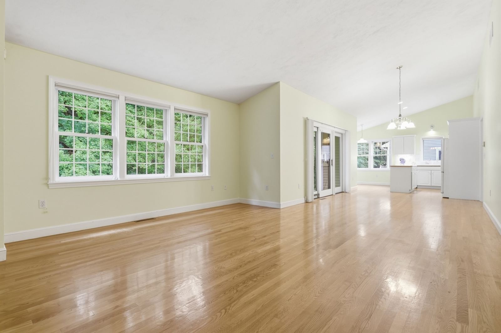 111 Stow Rd #111 Boxborough — Photo 13 of 24