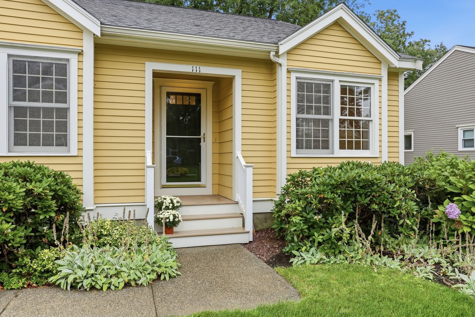 111 Stow Rd #111 Boxborough — Photo 2 of 24